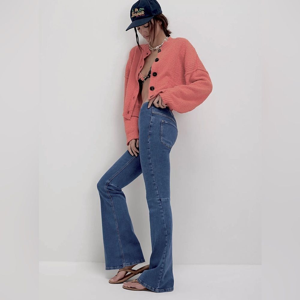 Free People Penny Pull-On Flare Jeans Mid-Rise Bell Bottoms 25